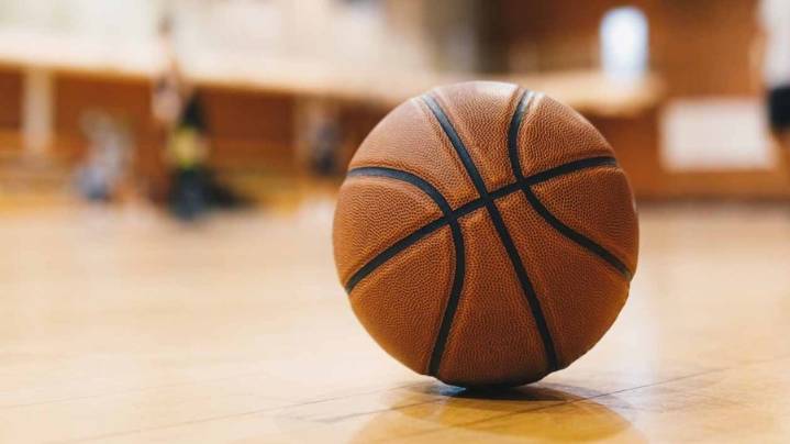 Conway High School parts ways with basketball coach Ben Lindsey