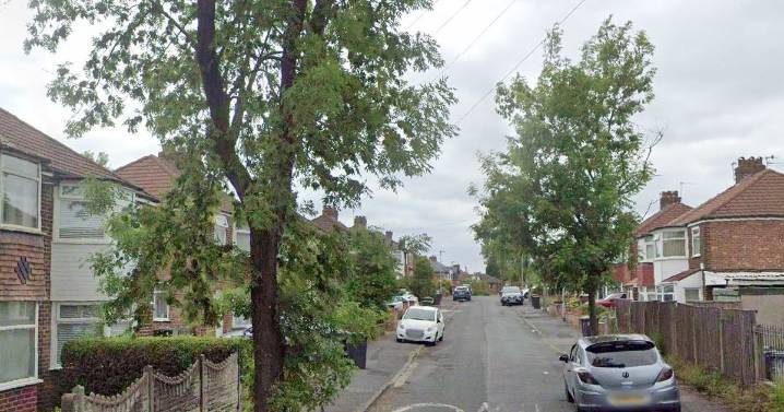 Man seriously injured after confronting four masked thieves on Suron bikes in his garden