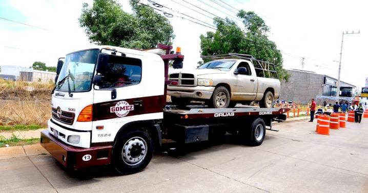 Setran regulariza 200 empresas de grúas: más de mil vehículos ya operan bajo padrón oficial