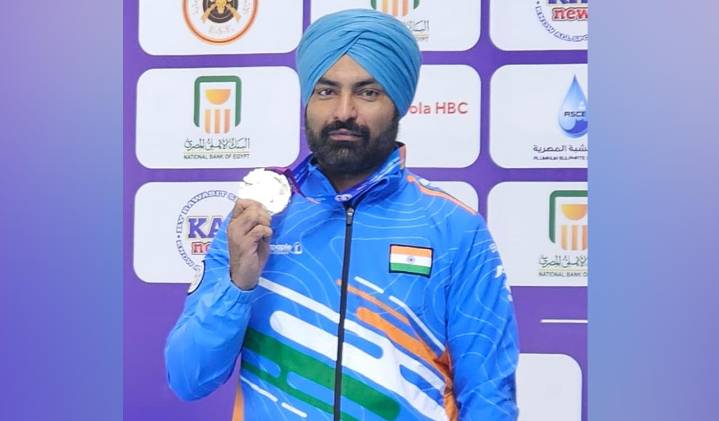 Gurpreet Singh wins silver at World Championships in the 25m Centre Fire Pistol event