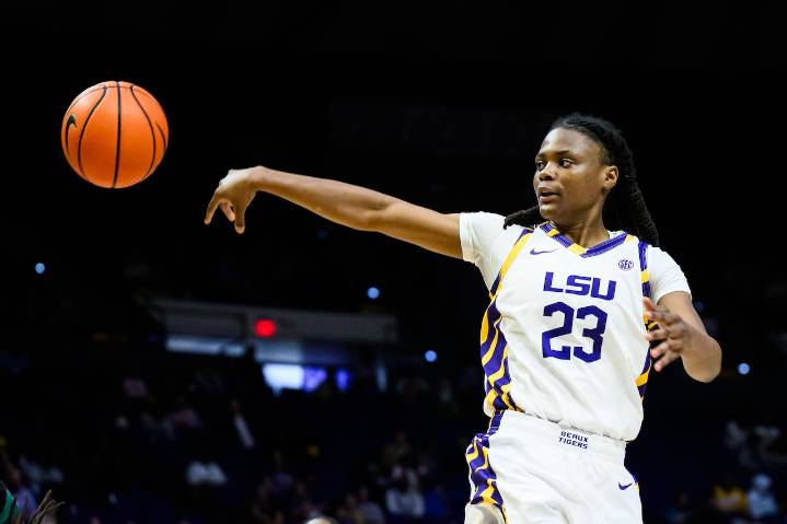 How to watch college basketball free live stream today: No. 5 LSU Tigers vs. Tulane Green Wave