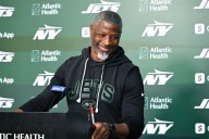 The  iconic New York photo Aaron Glenn is using for Jets culture change