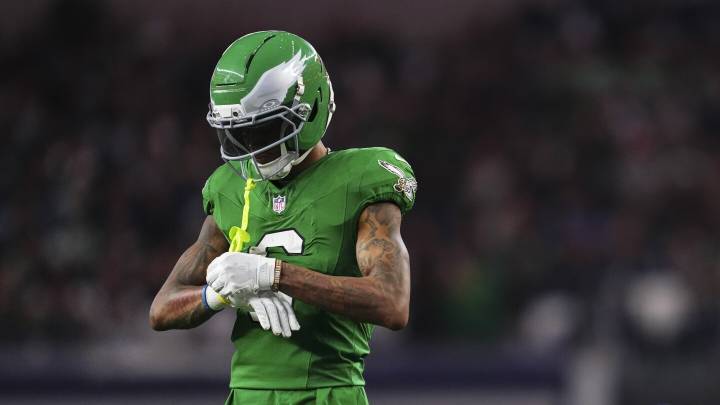 DeVonta Smith would have missed Tuesday's practice, Saquon Barkley listed as limited