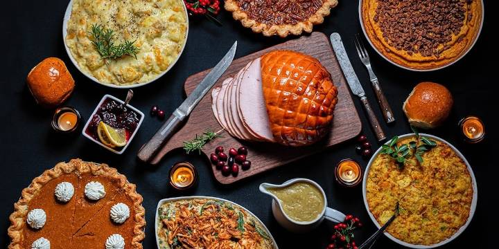 What stores are open and closed on Thanksgiving 2025? Here’s what to know