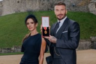 “Nunca me sentí más orgullosa”. El emotivo mensaje de Victoria Beckham tras la distinción de David como caballero del rey Carlos III