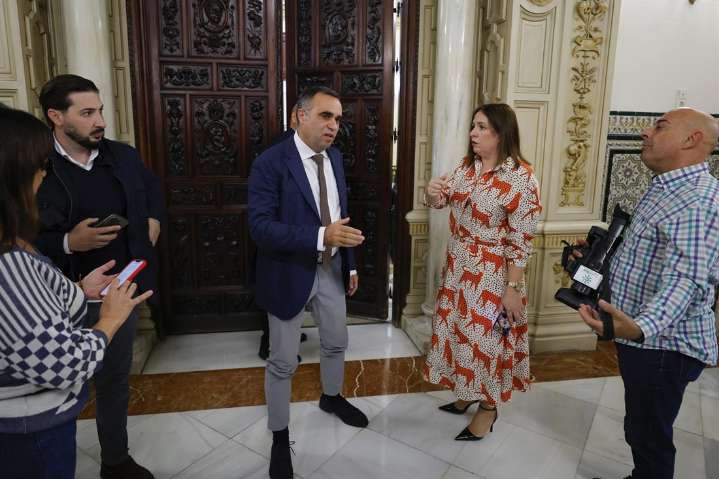 Diputación deja la Mesa del Aeropuerto por "falta de respeto" de la de Jaén