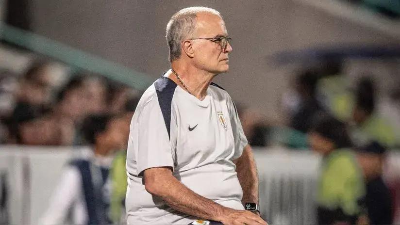 Marcelo Bielsa descartó renunciar a la Selección de Uruguay: "Tengo las mismas fuerzas para dirigirla en el Mundial"
