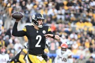 Steelers QB Aaron Rodgers (wrist) out against Bears; Mason Rudolph to start