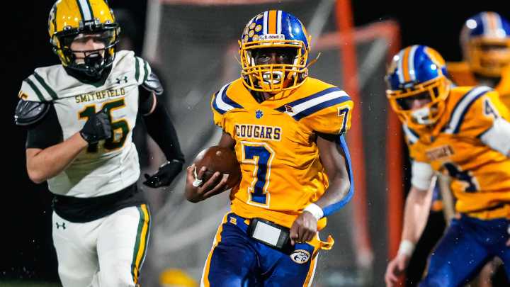 Photos of Smithfield vs. North Providence Thanksgiving football game