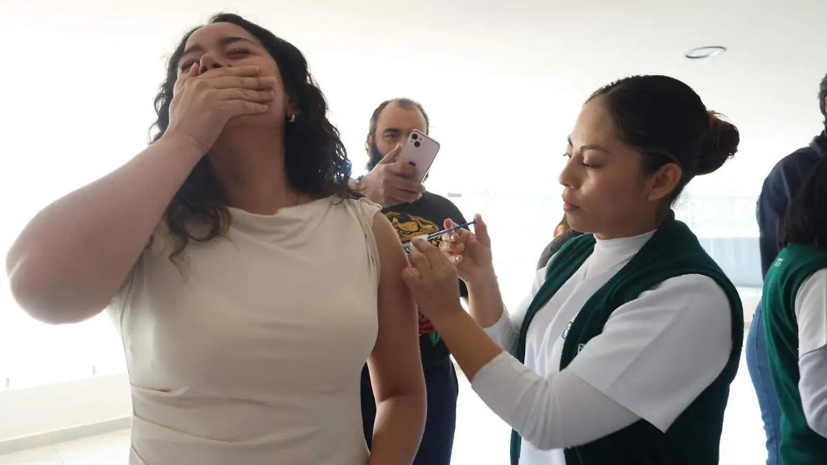 Carencia de vacunas contra Covid-19, principal causa de jornadas discontinuas en capital poblana