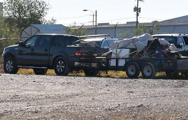 Paisano llevaba remolque robado hacia Guanajuato