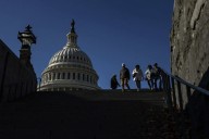 Demócratas, divididos tras voto vs cierre