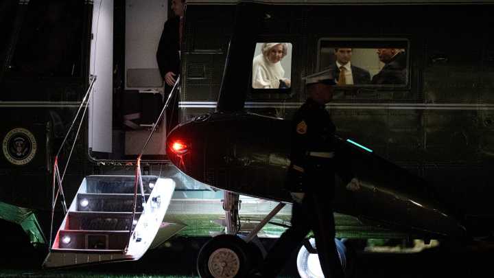 Lawmakers reach deal to end longest-ever government shutdown