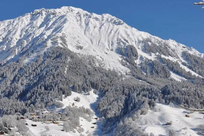 Cinco turistas alemanes mueren por una avalancha de nieve en los Alpes italianos