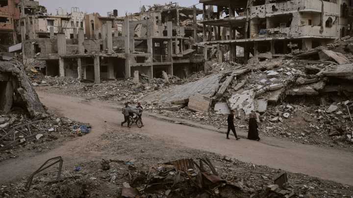 Hamas to return Israeli hostage's body, part of fragile ceasefire