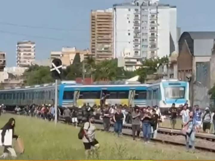 Descarriló el tren Sarmiento en la estación Liniers: seis heridos con politraumatismos