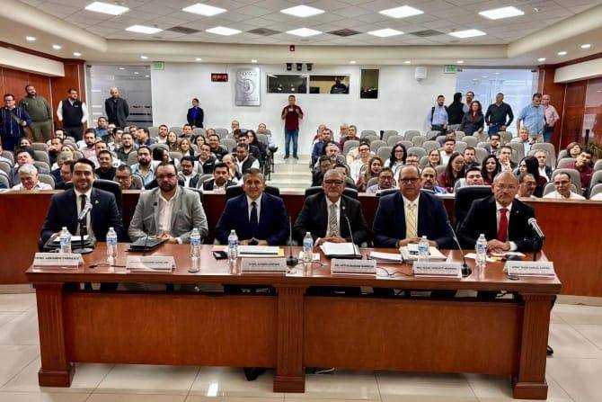 Dan a conocer obras del sector hídrico en la entidad