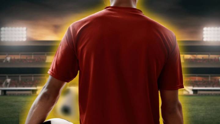 Los extraños rituales de un jugador rumano para evitar lesiones y mala suerte: albahaca, brujas y calzoncillos al revés