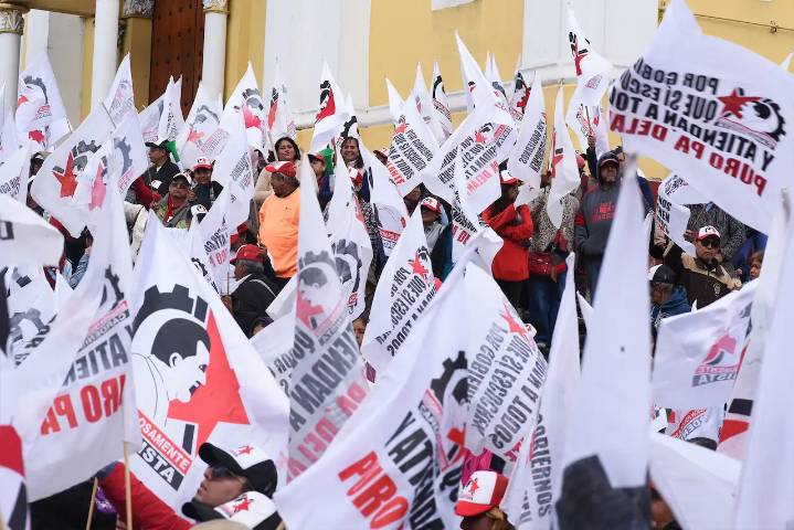 Insisten cardenistas: con protestas exigen escrituras de predios en 62 municipios