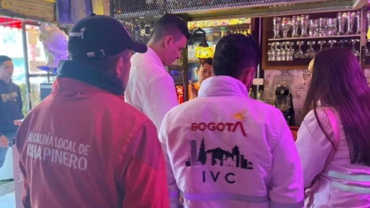 Operativo sorpresa en Chapinero: cuatro negocios fueron sancionados por malas prácticas con los residuos