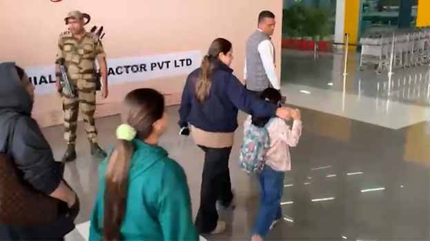 Family also in turmoil following election defeat, Lalu Prasad Yadav's three daughters leave Patna home