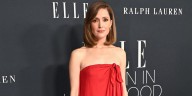 Rose Byrne Wears a Strapless Ralph Lauren Dress at ELLE’s 2025 Women in Hollywood Event