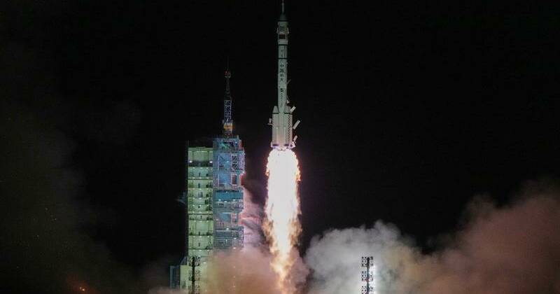 China's stranded astronauts return from space station