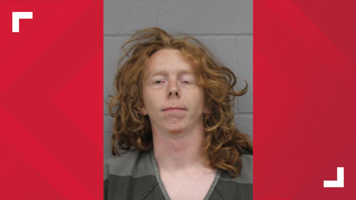 Man charged with murder after body found behind South Austin bus stop