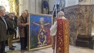 Donan una pintura del venerado Santo Cristo de los Milagros a la basílica de San Lorenzo en Huesca