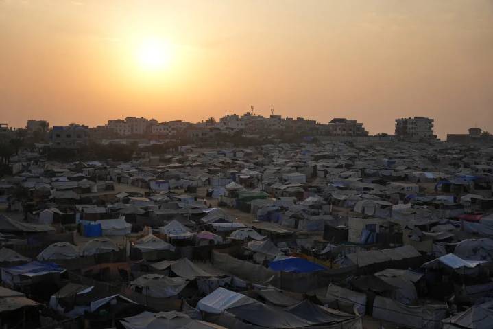 Llegan a Israel restos de rehén entregados por Hamás, afirma ejército israelí