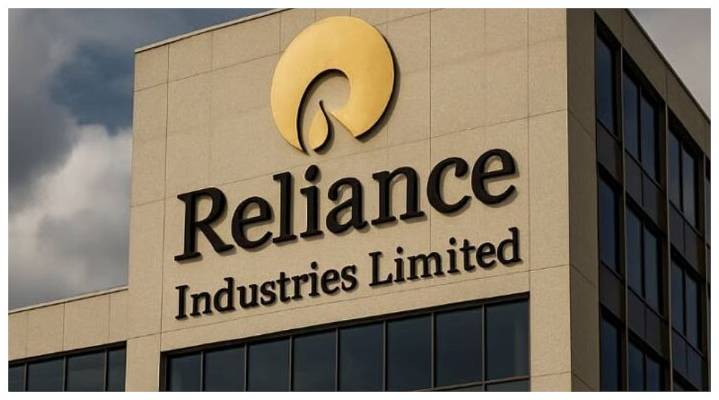 Reliance Halts Russian Crude Processing At Jamnagar SEZ Refinery, Moves Early To Comply With Tightening EU
