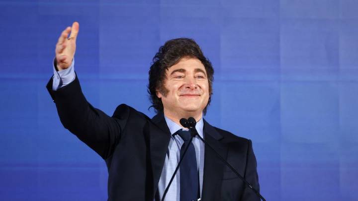 Milei acusó a Errepar de montar una "opereta" sobre cambios en Monotributo y Ganancias