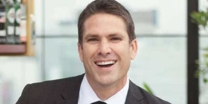 ¿Cuántos hijos tiene Paco Bazán y quienes son sus madres?