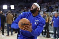 Bold Anthony Davis Trade Idea Floated for NBA's Hottest Team