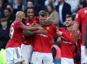 Matthijs de Ligt nods in dramatic injury-time equaliser for Manchester United at Tottenham