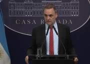 Adorni negó que la reforma laboral modifique la Ley de Empleo Público y fijó postura sobre el monotributo