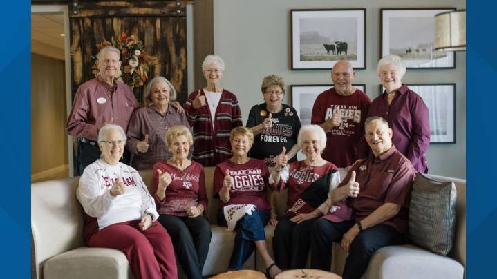 Viral singing Aggies bring smiles at College Station retirement community