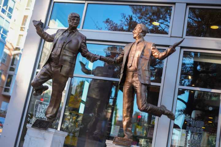 Emails reveal Epstein’s network of the rich and powerful despite sex offender status