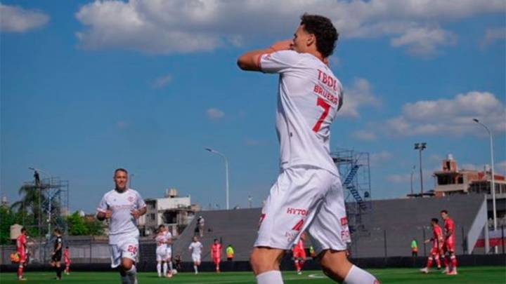 Barracas Central derrotó a Argentinos y se metió en Sudamericana