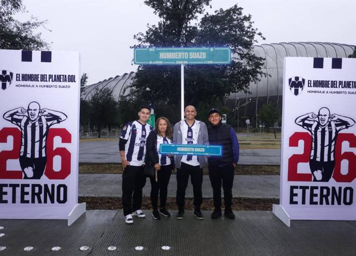 Homenaje a lo grande para el Chupete Suazo