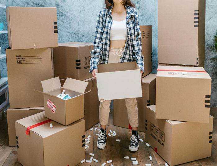 Family Of 4 Expects Woman To Take Them In During Hard Times, But She Can’t Forgive Them For Humiliating Her