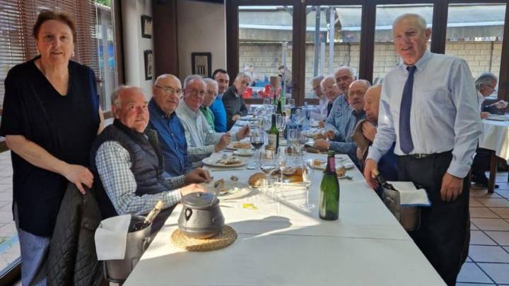 La tertulia "La Gabardina" se despide del Yumay