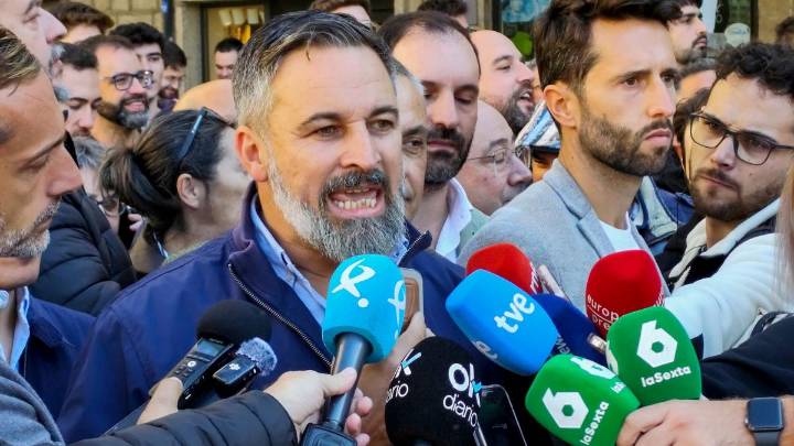 Abascal niega contactos con Feijóo y supedita el apoyo en Valencia “a las ideas y no al candidato”