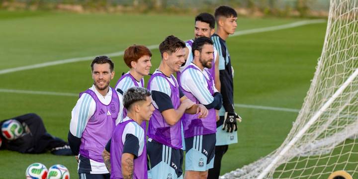 La historia del arquero de 18 años que fue convocado por Scaloni y ni siquiera firmó contrato con su club