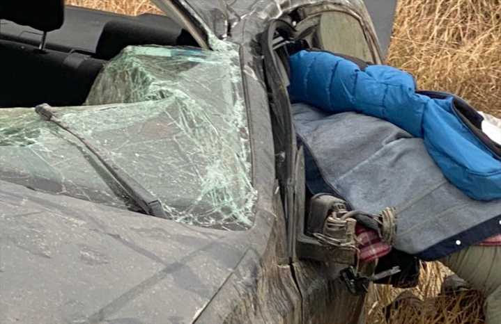 Muere mujer de San Juan de Sabinas al volcar su auto en la Autopista Premier