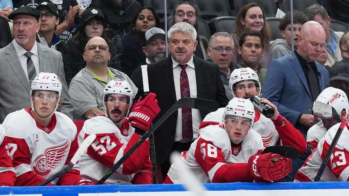 Todd McLellan hits Red Wings with harsh reality check after brutal Sabres loss