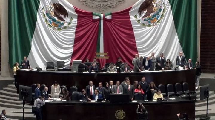 Diputados aprueban por unanimidad iniciativa para prohibir cobros por cancelación de tarjetas de crédito y departamentales