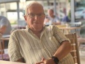 “Chicos muy solos y padres adolescentizados”. Descendiente de Freud, un experto explica qué hay detrás de la crisis de salud mental de los menores