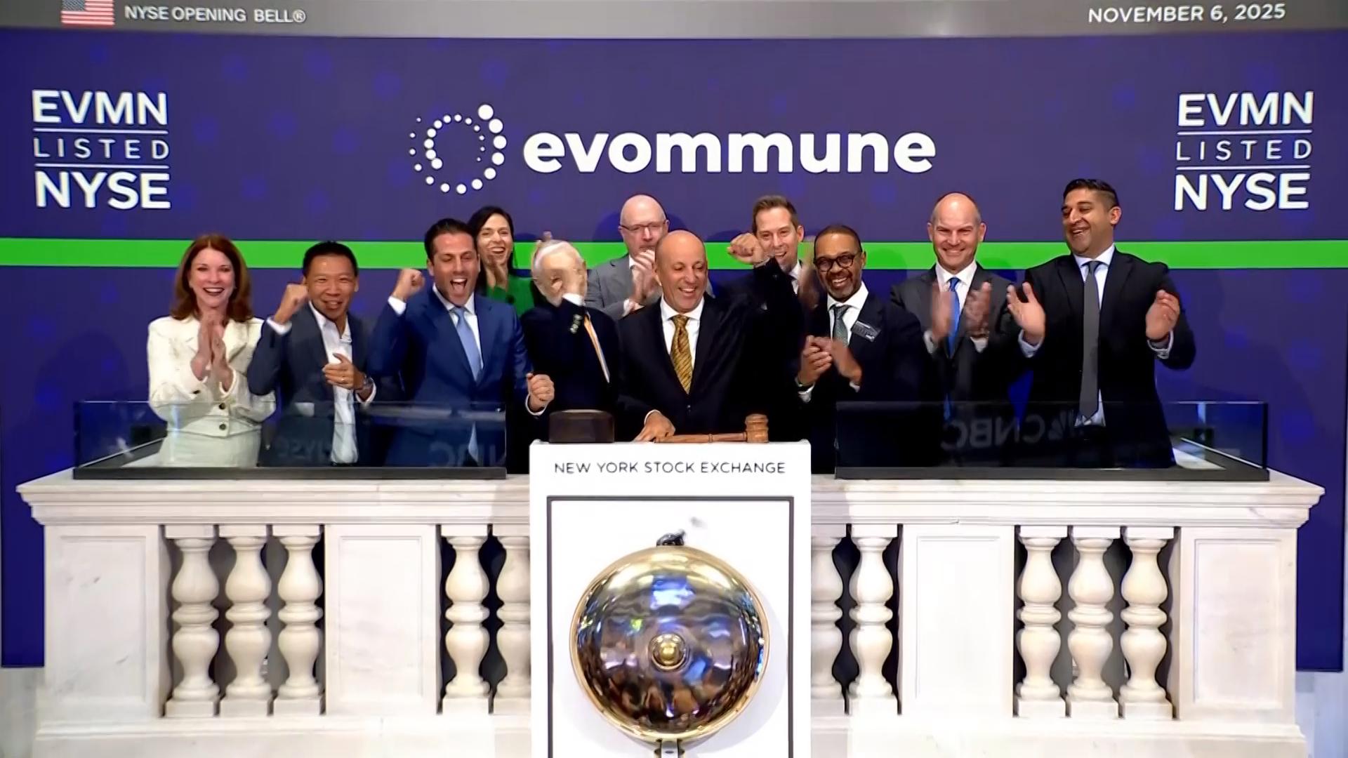 US stocks drift in early trading as more companies report their results