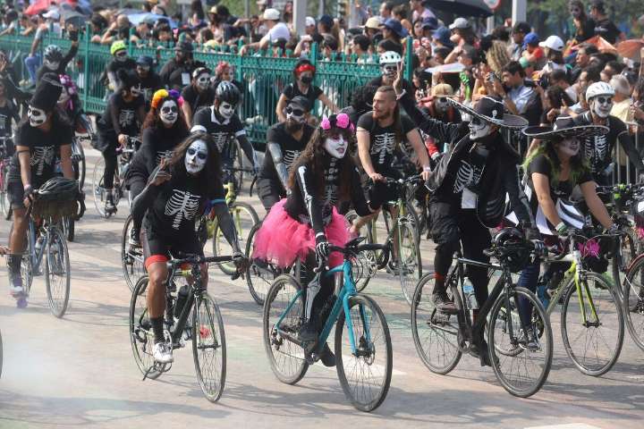 ¡Alista el disfraz! Este será el clima durante el desfile de Día de Muertos en la CdMx